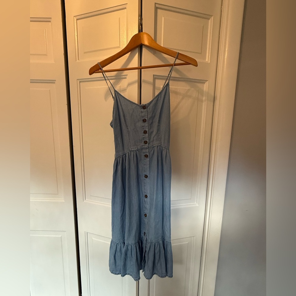 Love Tree Light Blue Button-Down Midi Dress